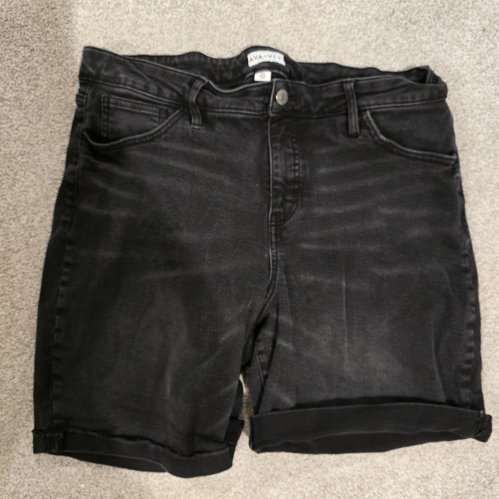 Ava and Viv shorts